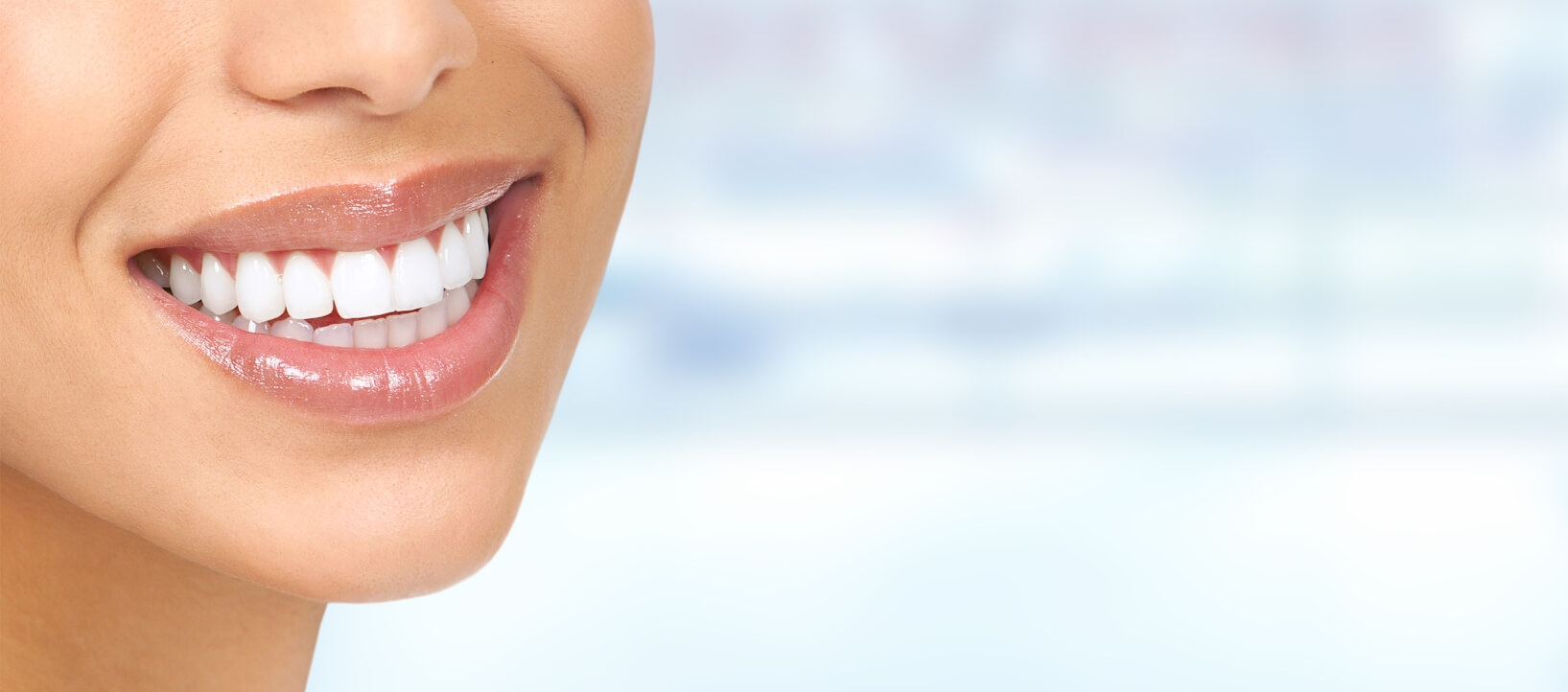woman smiling with healthy gums